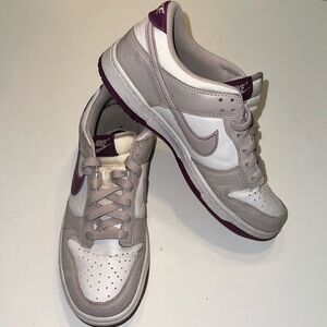 Nike Dunk Low Platinum Violet